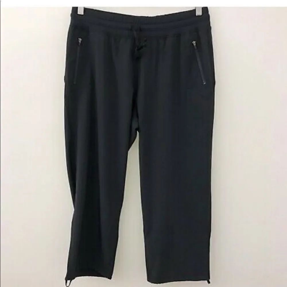 ✨Fabletics Calama Crop✨  - Picture 3 of 6